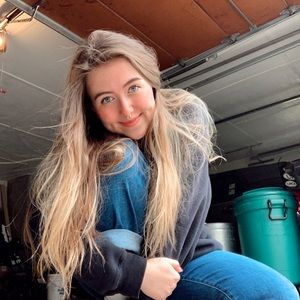 Meet your Posher, Skylar